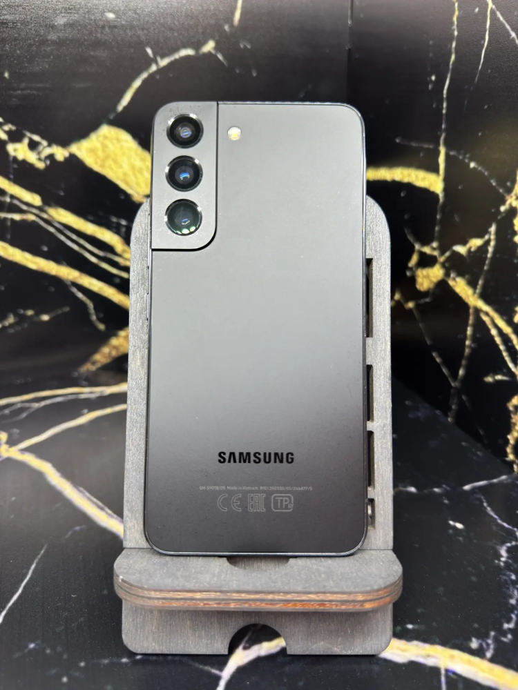 Смартфон Samsung S22 8/128гб