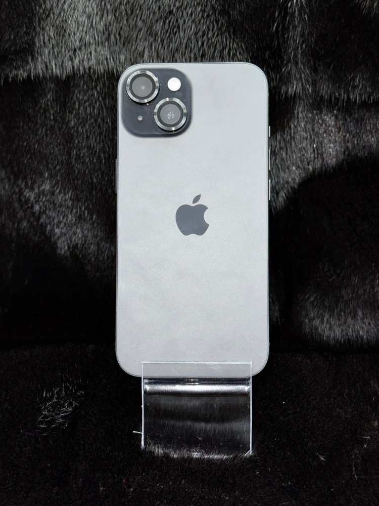 Смартфон iPhone 15 128