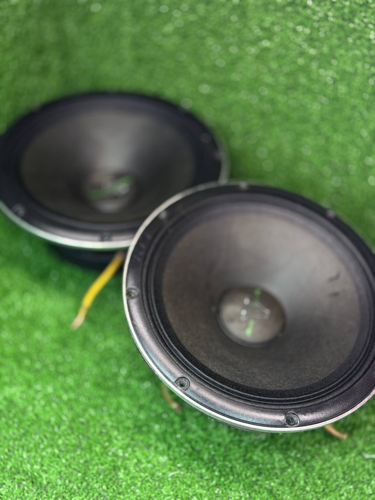 Автоакустика apocalypse 20