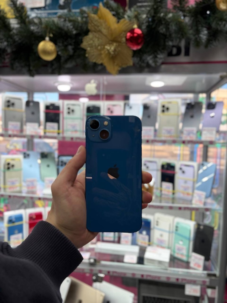 Смартфон iPhone 13 128 Gb