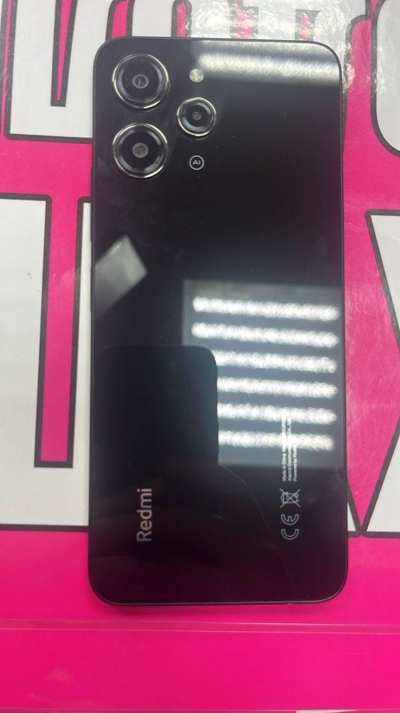 Смартфон Xiaomi Redmi 12