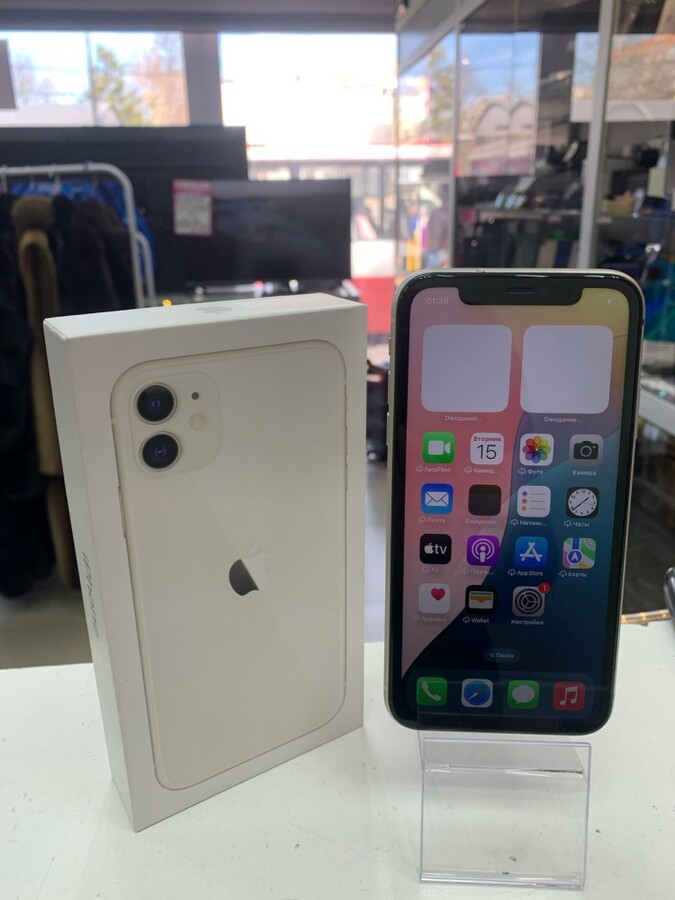 Смартфон iPhone 11 64Gb