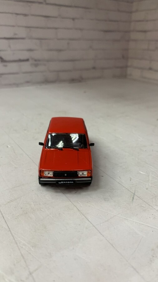 Игрушка машинка