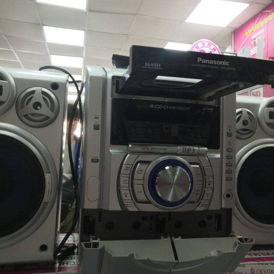 Мобильный телефон HTC