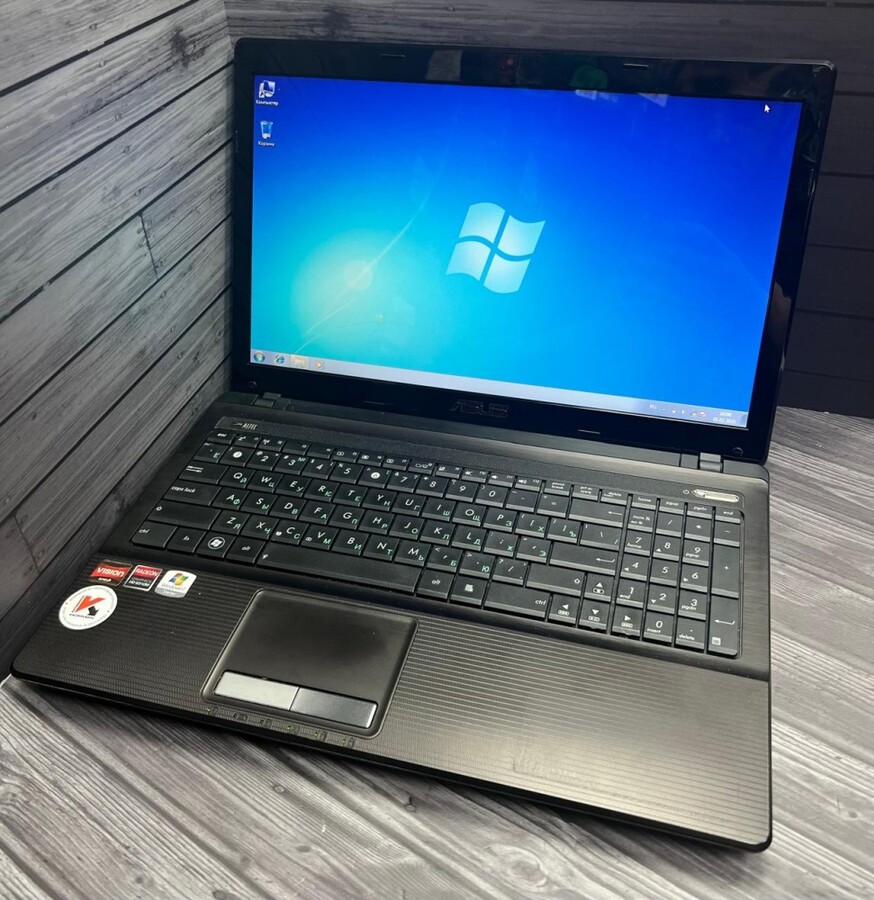 Ноутбук ASUS 1.5./2/250