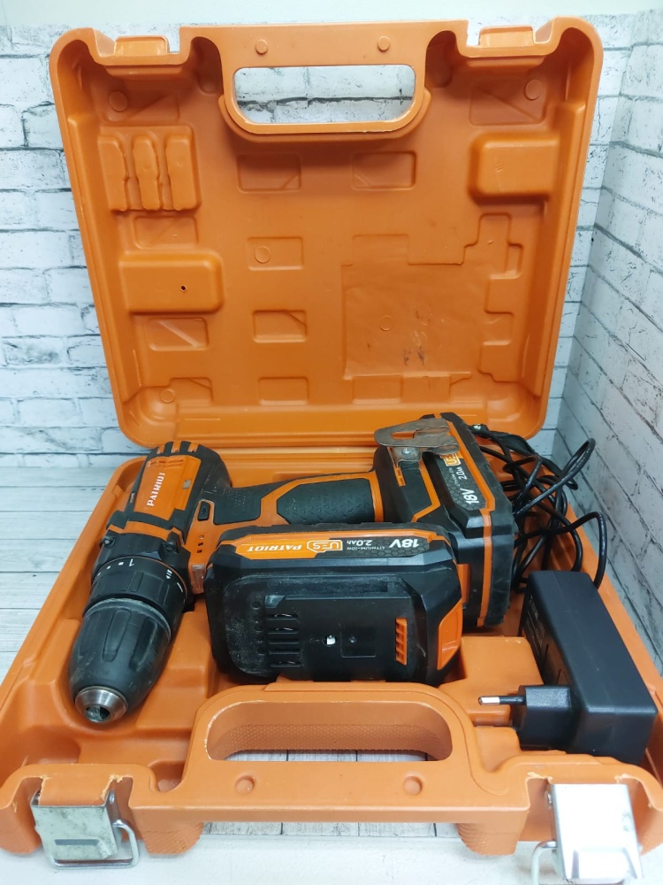 Шуруповерт Patriot 18v