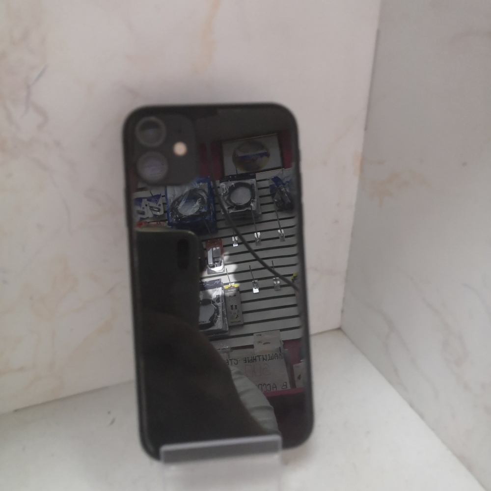 Смартфон iPhone 11 128 Gb