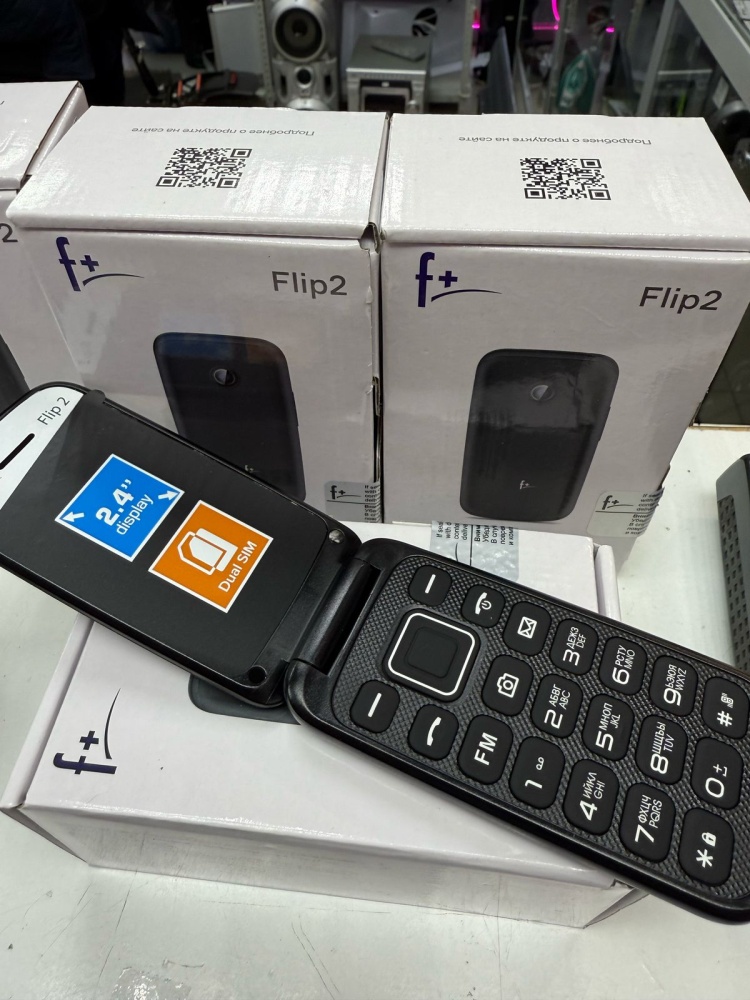 Мобильный телефон Fly Flip 2