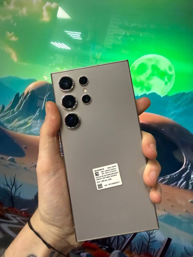 Смартфон Samsung S24 ultra 12/256