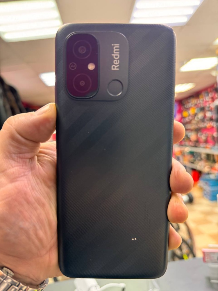 Смартфон Xiaomi Redmi 12C