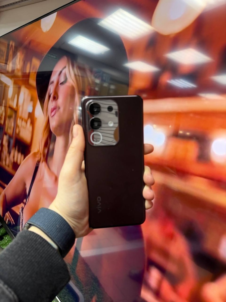 Смартфон Vivo Y29