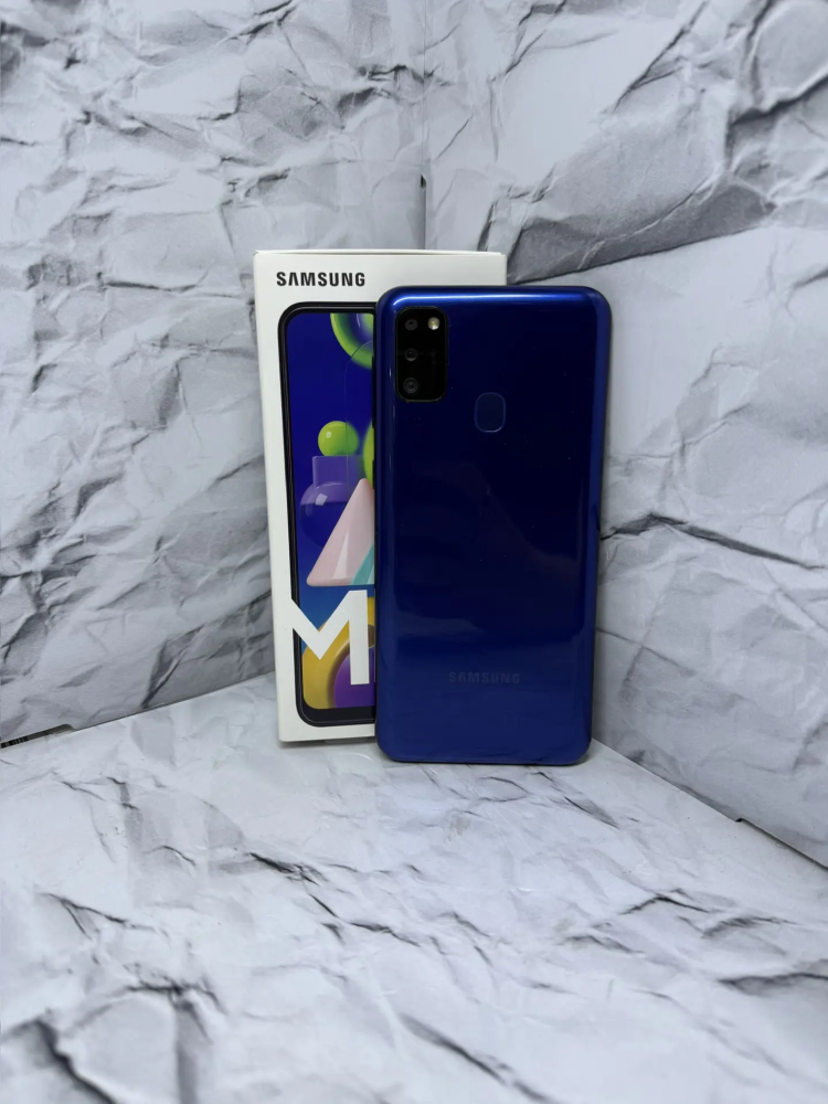 Смартфон Samsung M21 3-64